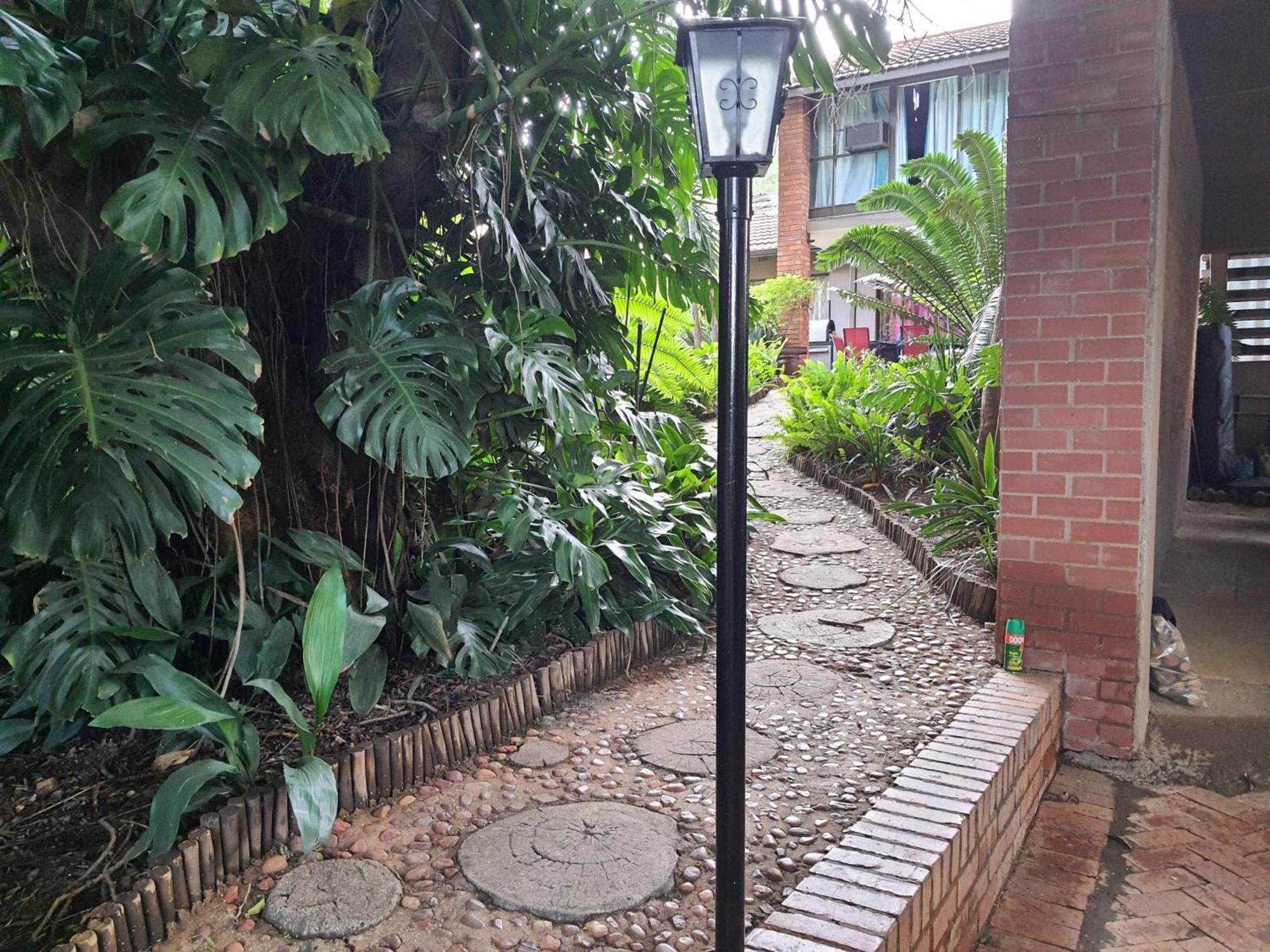 The Crooked Forest Pretoria-Noord Εξωτερικό φωτογραφία